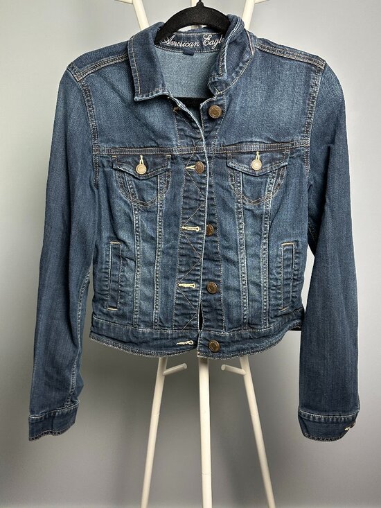 American Eagle cropped denim jean jacket boyfriend fit Medium - Picture 1 of 9